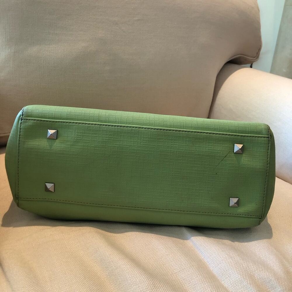 Dagne Dover Lime Green Signature Tote Bag - Picture 11 of 16